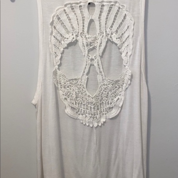 Nollie White Tank Top With Crochet Skull on Back - Picture 2 of 9